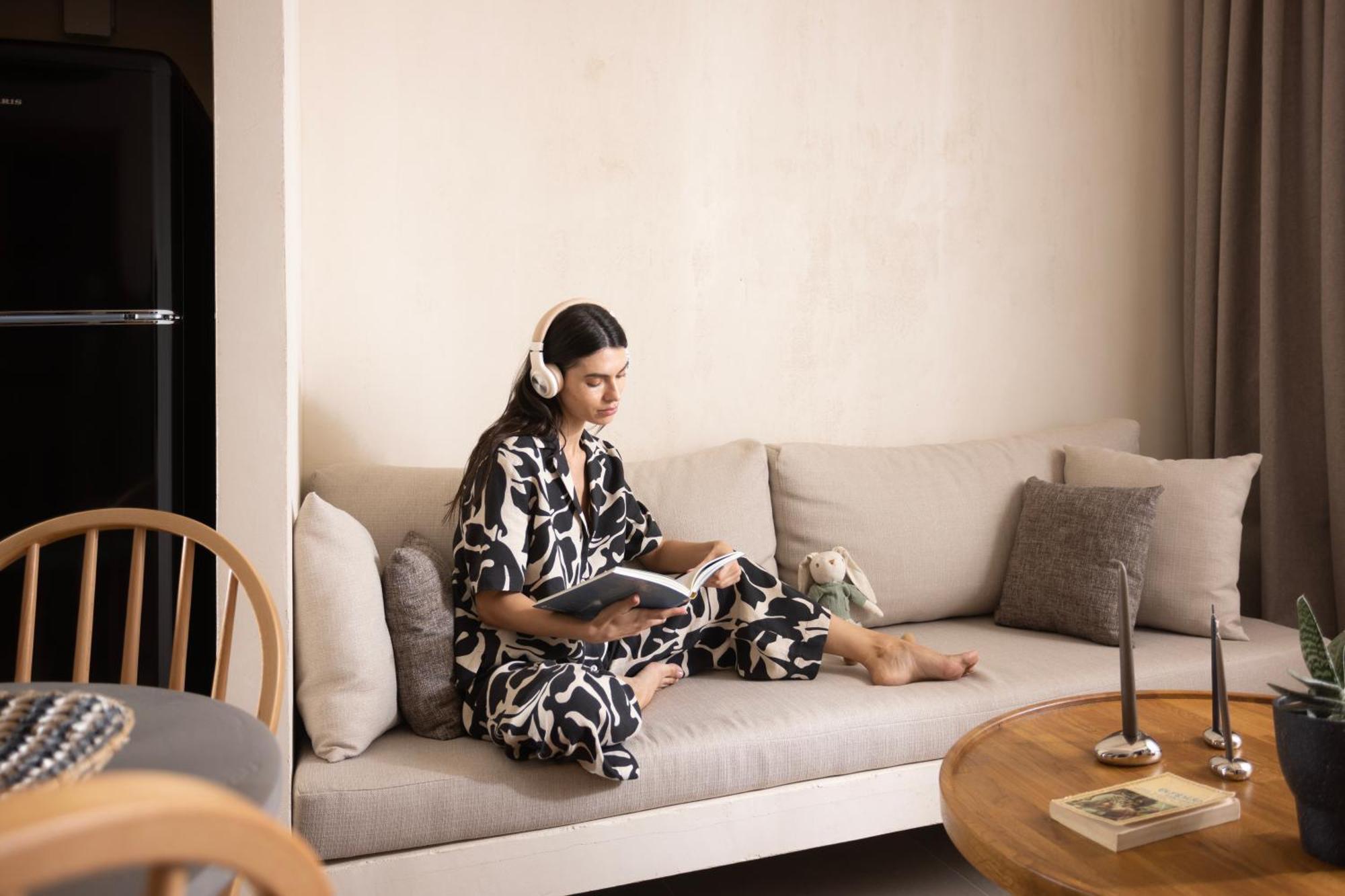 Pnoes Luxury Suites Paliouri Eksteriør billede